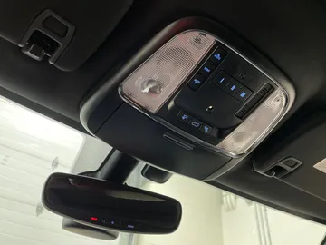 2019 Jeep Grand Cherokee - image 17
