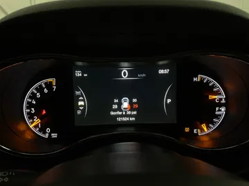 2021 Jeep Grand Cherokee - image 17