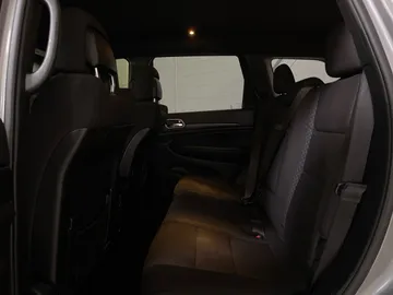2021 Jeep Grand Cherokee - image 15