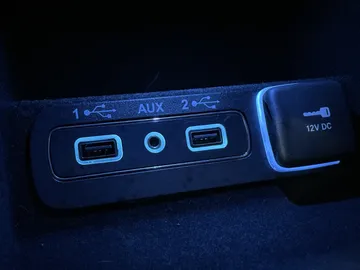 2021 Jeep Grand Cherokee - image 30