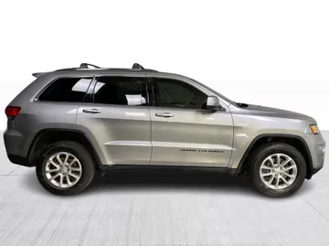 2021 Jeep Grand Cherokee - image 2