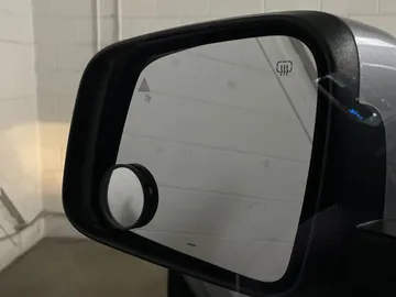 2021 Jeep Grand Cherokee - image 21