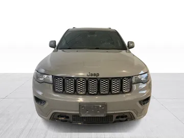 2021 Jeep Grand Cherokee - image 2