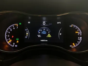 2021 Jeep Grand Cherokee - image 15