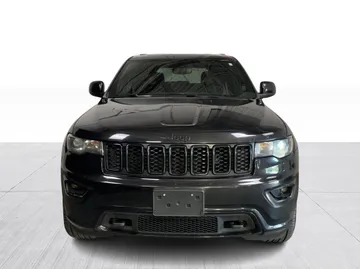 2019 Jeep Grand Cherokee - image 9