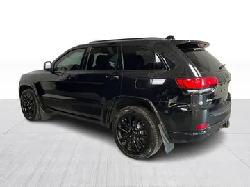 2019 Jeep Grand Cherokee - image 12