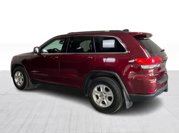2017 Jeep Grand Cherokee - image 10