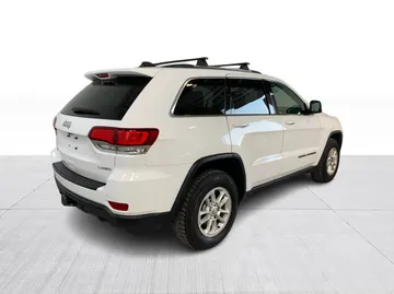 2020 Jeep Grand Cherokee - image 14
