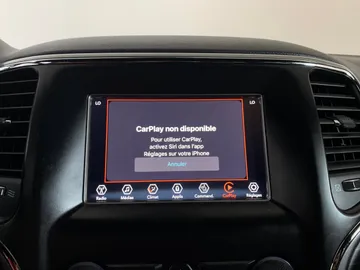 2020 Jeep Grand Cherokee - image 7