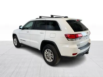 2020 Jeep Grand Cherokee - image 11