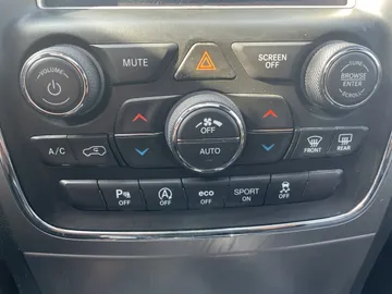 2018 Jeep Grand Cherokee - image 24