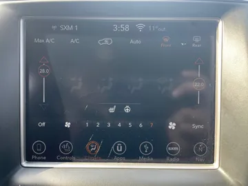 2018 Jeep Grand Cherokee - image 28