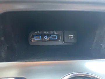 2018 Jeep Grand Cherokee - image 30