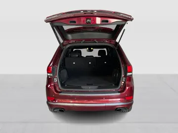 2020 Jeep Grand Cherokee - image 14