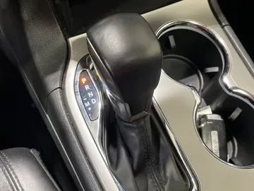 2018 Jeep Grand Cherokee - image 28
