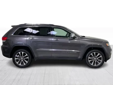 2018 Jeep Grand Cherokee - image 2