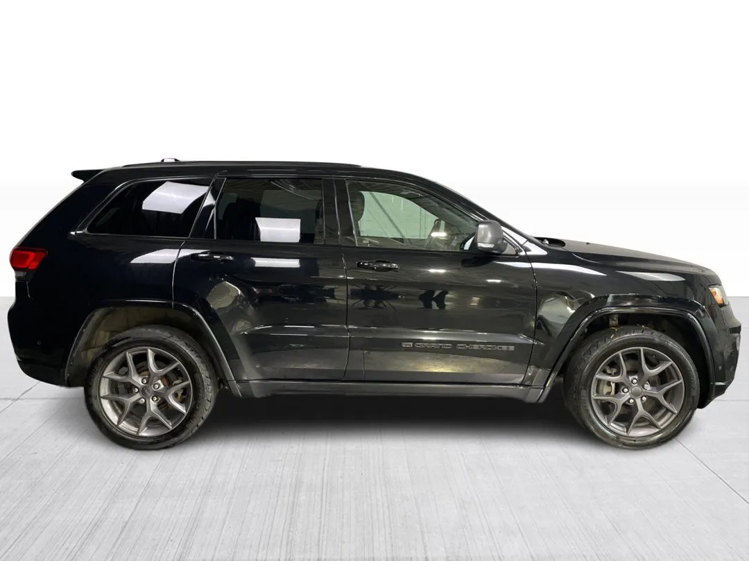 2021 Jeep Grand Cherokee — photo 2