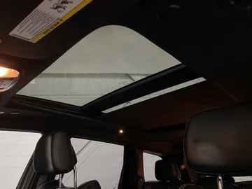 2021 Jeep Grand Cherokee - image 6