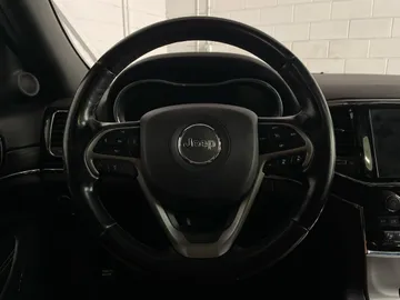 2021 Jeep Grand Cherokee - image 19