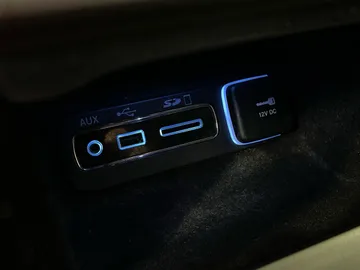 2017 Jeep Grand Cherokee - image 28
