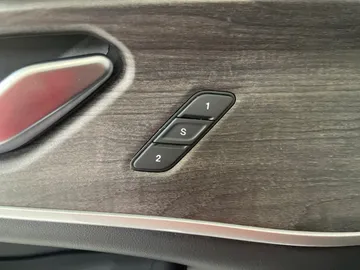 2023 Jeep Grand Cherokee - image 19