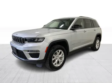 2023 Jeep Grand Cherokee - image 9