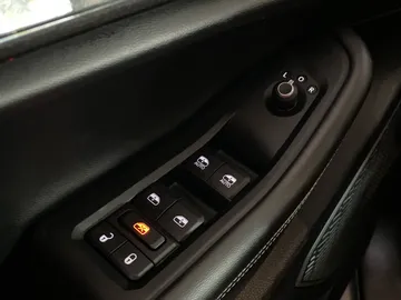 2022 Jeep Grand Cherokee L - image 26