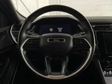 2022 Jeep Grand Cherokee L - image 18