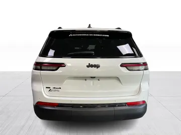 2022 Jeep Grand Cherokee L - image 12