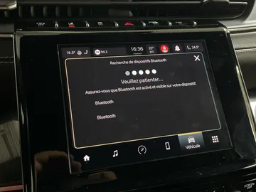 2022 Jeep Grand Cherokee L - image 30