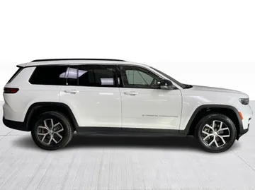 2024 Jeep Grand Cherokee L - image 2