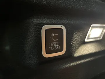 2024 Jeep Grand Cherokee L - image 22