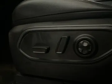 2024 Jeep Grand Cherokee L - image 20