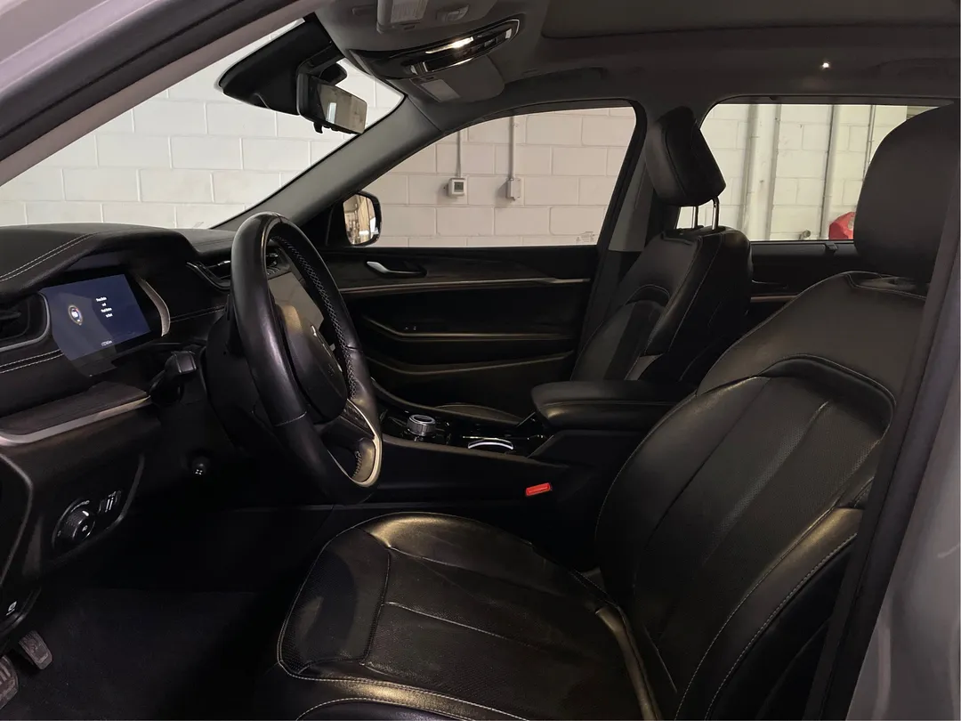 2022 Jeep Grand Cherokee L — photo 3