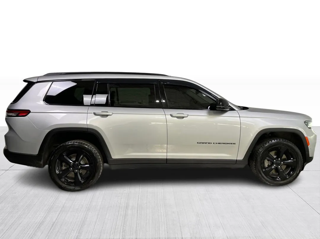 2022 Jeep Grand Cherokee L — photo 2
