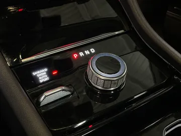 2022 Jeep Grand Cherokee L - image 33