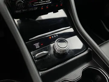 2024 Jeep Grand Cherokee L - image 30