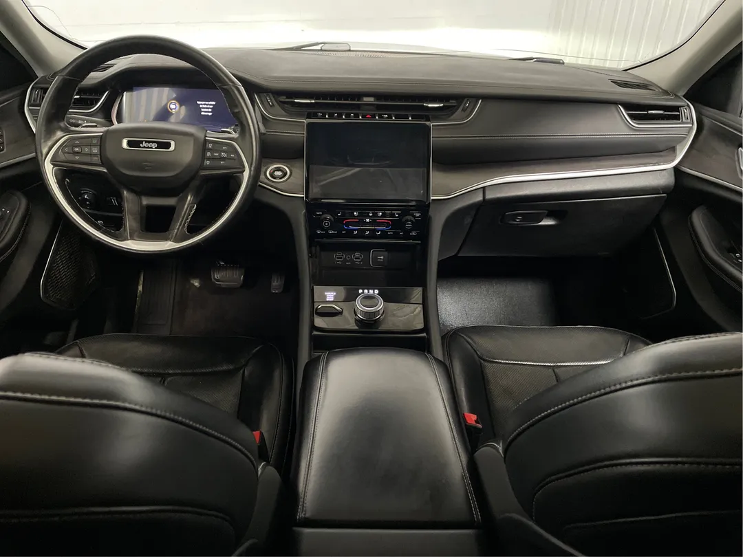 2021 Jeep Grand Cherokee L — photo 4