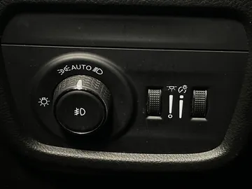 2021 Jeep Grand Cherokee L - image 18