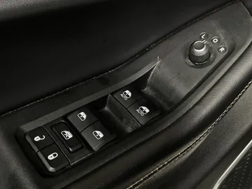 2021 Jeep Grand Cherokee L - image 26