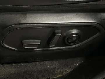 2021 Jeep Grand Cherokee L - image 27