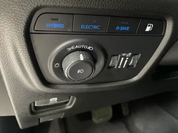 2022 Jeep Grand Cherokee 4xe - image 19