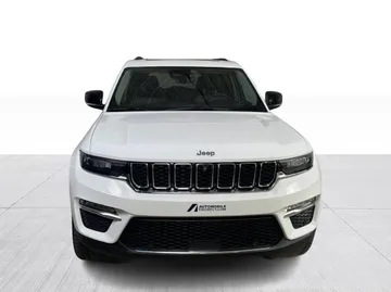 2022 Jeep Grand Cherokee 4xe - image 8