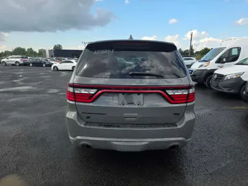 2022 Dodge Durango - image 6