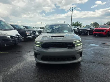 2022 Dodge Durango - image 2