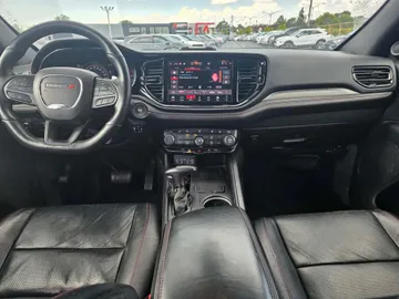 2022 Dodge Durango - image 9