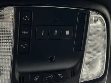 2025 Dodge Durango - image 21