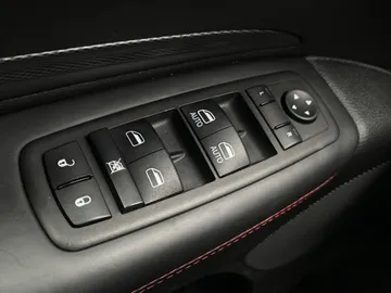 2025 Dodge Durango - image 25