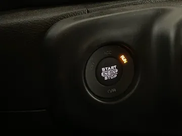 2021 Jeep Gladiator - image 21