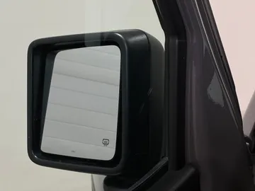 2021 Jeep Gladiator - image 18